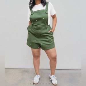 Plus size floral wide leg romper